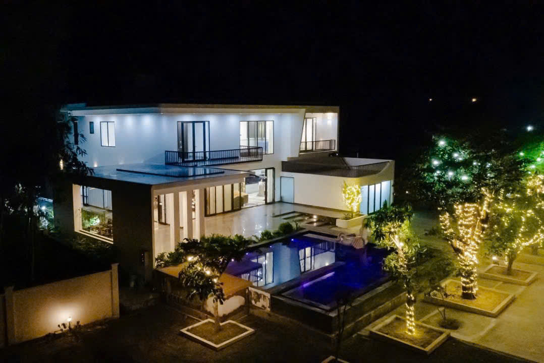 View từ trên cao buổi tối
