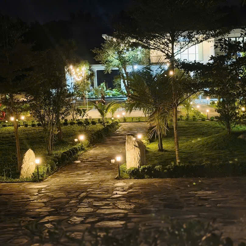 Vượng Phát Villa Banahill về đêm