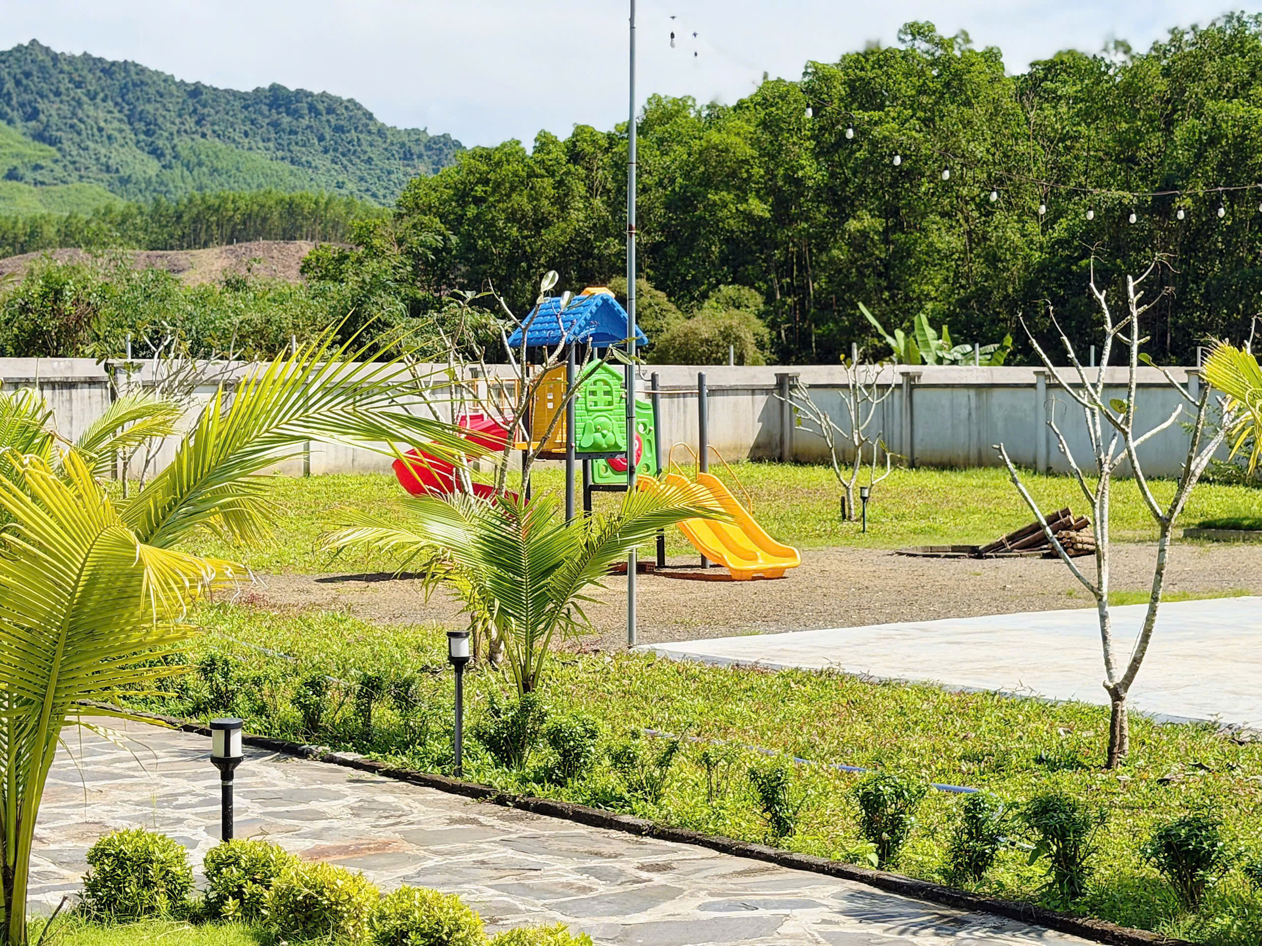 Góc ngoài trời tại villa