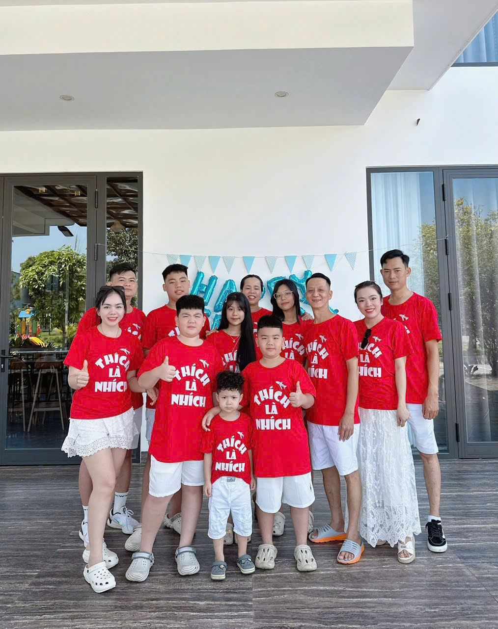 Khách check-in tại villa